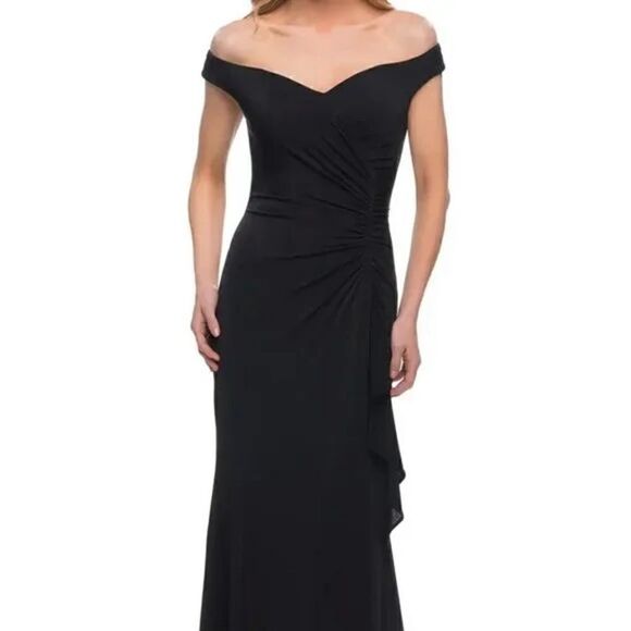 La Femme Black Off the Shoulder Ruched Jersey size 6 NWOT - Picture 2 of 9